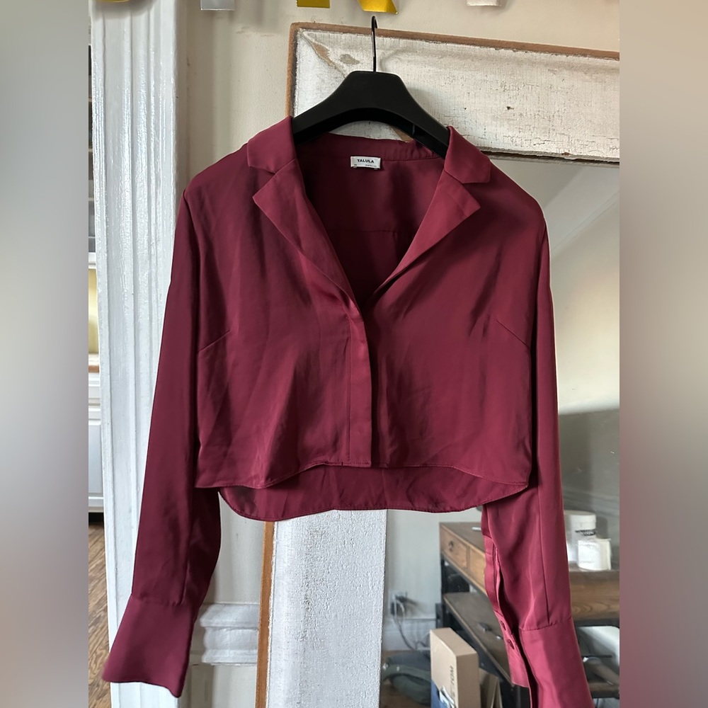 Artizia Talula XS burgundy crop shirt